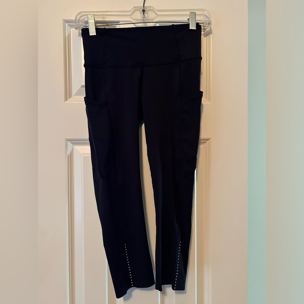 Lululemon Black Fast & Free cropped  leggings size 4